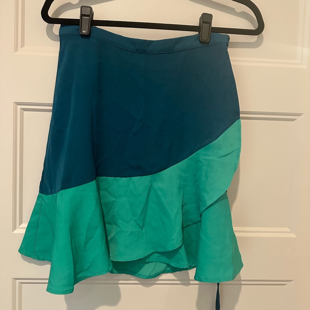 The Short Beach to Brunch Wrap Skirt - Seaglass & Seaweed